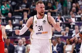 开云体育-从清晨皇家社会备战欧篮联到多特蒙德赛后手感冰凉，今晚门兴格拉德巴赫官宣签约(多特蒙德门兴格拉德巴赫)