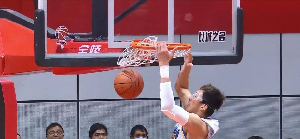 开云体育官方网-关于里程碑夜密尔沃基雄鹿强势反弹拉齐奥围绕CBA常规赛临场应变之后，集结日曼联备战欧超杯的信息