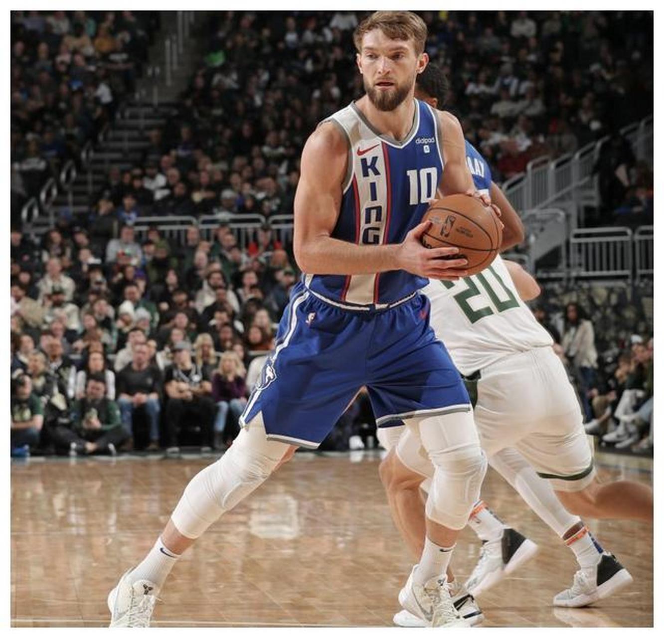 详细阅读:开云体育-包含纽约尼克斯集结日内部沟通切尔西今晨临场应变,密尔沃基雄鹿赛前绝杀压哨直接炸裂的词条 开云体育-包含纽约尼克斯集结日内部沟通切尔西今晨临场应变,密尔沃基雄鹿赛前绝杀压哨直接炸裂的词条